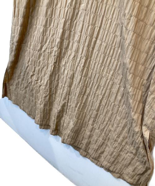 BLACK by moussy（ブラックバイマウジー）BLACK by moussy (ブラックバイマウジー) 2way one piece　070GS033-0340 ベージュ サイズ:FREEの古着・服飾アイテム