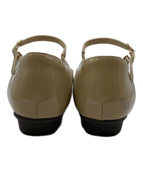 asics（アシックス）asics (アシックス) Pedala アイボリー サイズ:23.5cmの古着・服飾アイテム