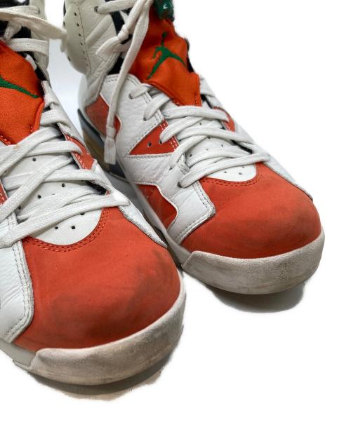 NIKE（ナイキ）NIKE (ナイキ) AIR JORDAN 6 RETRO GATORADE スニーカー 384664-145 ホワイト×オレンジ サイズ:27.5cmの古着・服飾アイテム