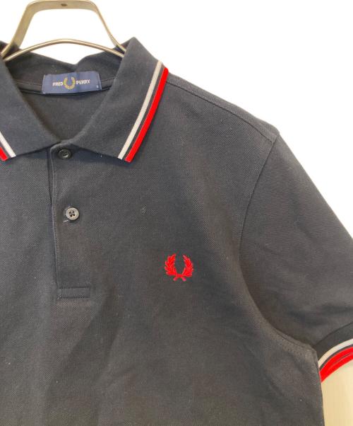 FRED PERRY（フレッドペリー）FRED PERRY (フレッドペリー) ポロシャツ　M3600 ネイビー サイズ:Sの古着・服飾アイテム