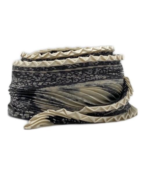 HERMES（エルメス）HERMES (エルメス) プリーツスカーフ グレーの古着・服飾アイテム