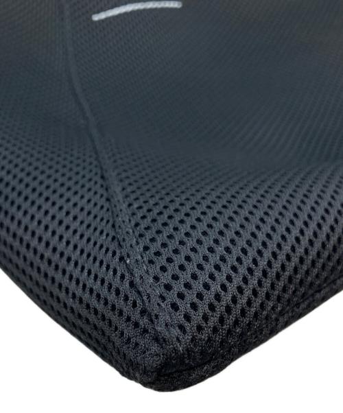 MM6 Maison Margiela（エムエムシックスメゾンマルジェラ）MM6 Maison Margiela (エムエムシックスメゾンマルジェラ) ジャパニーズメッシュスモールトートバッグ S54WD0043 P4598 ブラックの古着・服飾アイテム