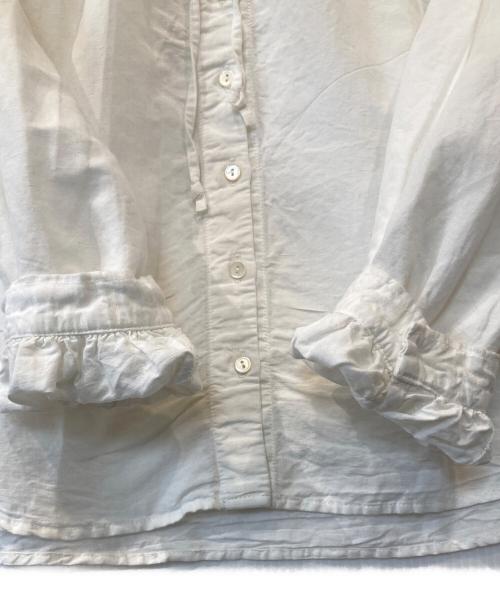 nest Robe（ネストローブ）nest Robe (ネストローブ) コットンリネンダンガリーフリルシャツ　01234-1469 ホワイト サイズ:FREEの古着・服飾アイテム