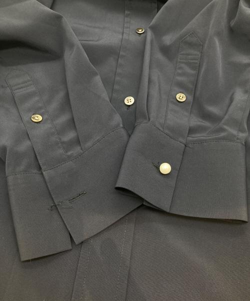 L'appartement（アパルトモン）L'appartement (アパルトモン) SILKY DECHINE SHIRTS　21050560300030　長袖シャツ ネイビー サイズ:FREEの古着・服飾アイテム