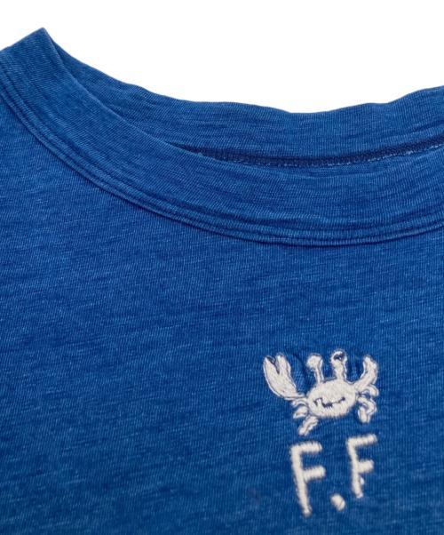45R（フォーティファイブ・アール）45R (フォーティファイブ・アール) うみものがたり かに刺繍 半袖Tシャツ インディゴ サイズ:3の古着・服飾アイテム