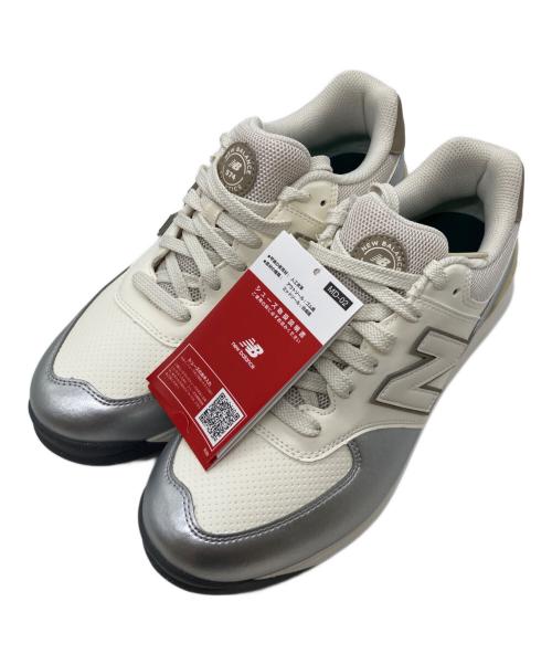 NEW BALANCE（ニューバランス）NEW BALANCE (ニューバランス) ゴルフシューズ スパイクレス WGS574S3 アイボリー×シルバー サイズ:25cmの古着・服飾アイテム