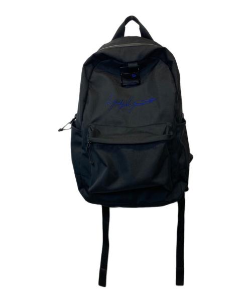 YOHJI YAMAMOTO（ヨウジヤマモト）YOHJI YAMAMOTO (ヨウジヤマモト) New Era (ニューエラ) コラボバックパック FH-138-960 ブラックの古着・服飾アイテム