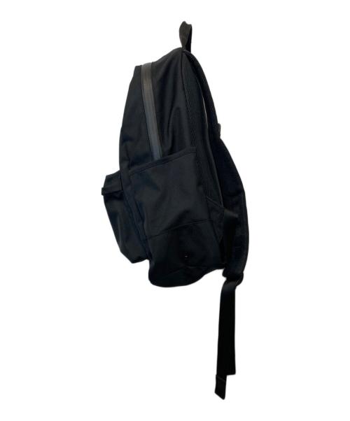 YOHJI YAMAMOTO（ヨウジヤマモト）YOHJI YAMAMOTO (ヨウジヤマモト) New Era (ニューエラ) コラボバックパック FH-138-960 ブラックの古着・服飾アイテム