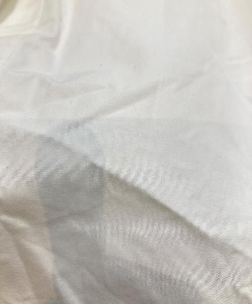 JNBY（ジェイエヌビーワイ）JNBY (ジェイエヌビーワイ) 長袖シャツ 12279014 ホワイト サイズ:SIZE 36の古着・服飾アイテム