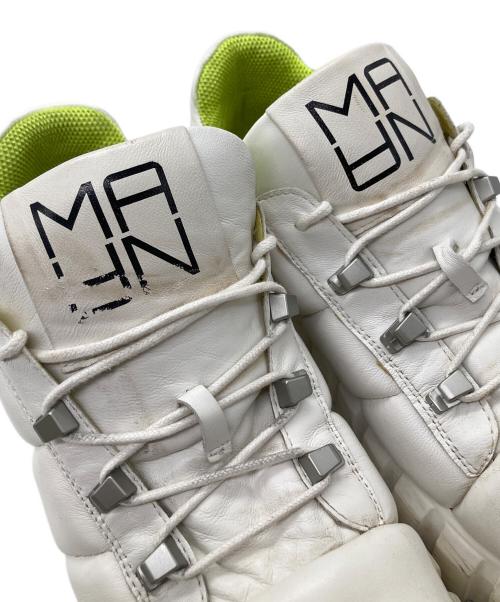 MANA（マナ）MANA (マナ) ロゴ・パデットスニーカー　546083-1 ホワイト サイズ:39の古着・服飾アイテム