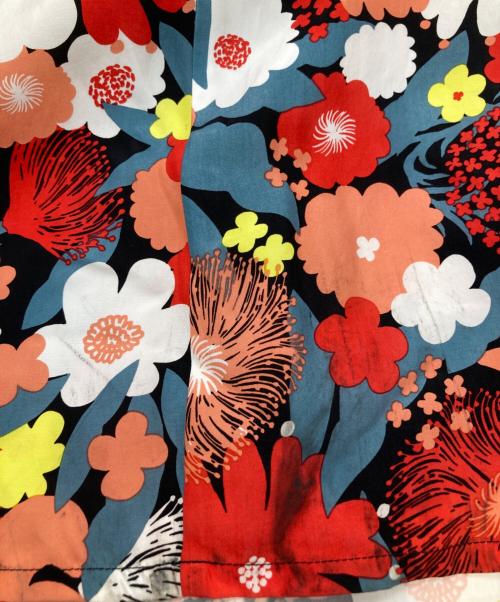 marimekko（マリメッコ）marimekko (マリメッコ) ARKADI SUVIKIMPPU（アルカディ・スヴィキンプ） マルチカラー サイズ:XSの古着・服飾アイテム