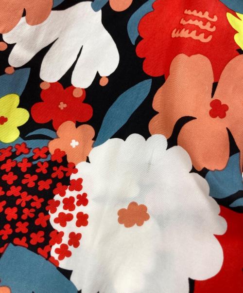 marimekko（マリメッコ）marimekko (マリメッコ) ARKADI SUVIKIMPPU（アルカディ・スヴィキンプ） マルチカラー サイズ:XSの古着・服飾アイテム