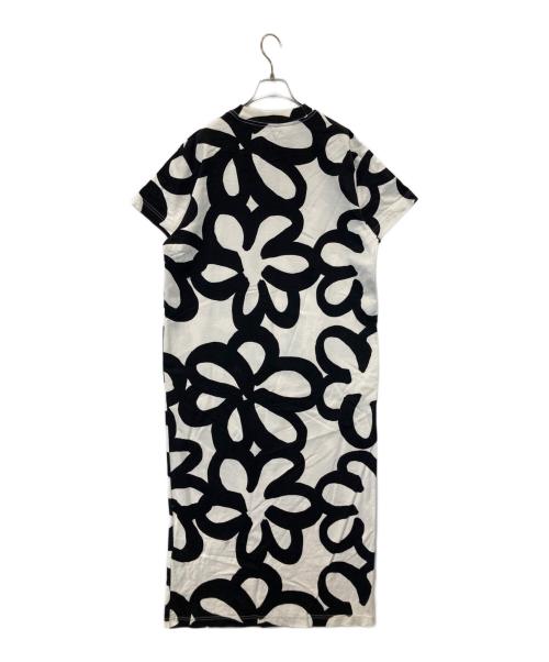 marimekko（マリメッコ）marimekko (マリメッコ) Jattikukka / Genista dress ヤッティクッカ ジェニスタ ドレス 091830/522346 ホワイト×ブラック サイズ:XSの古着・服飾アイテム