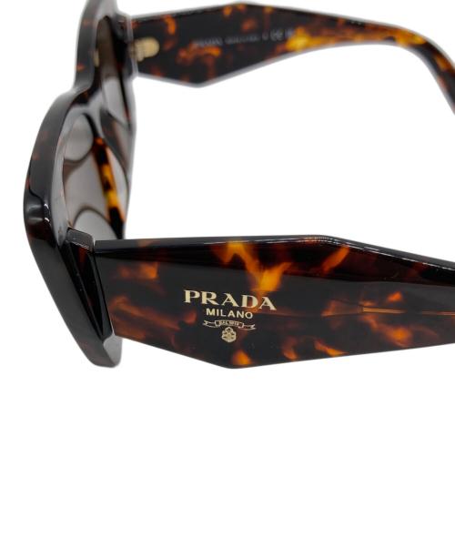PRADA（プラダ）PRADA (プラダ) サングラス SPR 08Y ブラウン サイズ:SIZE 51□18の古着・服飾アイテム