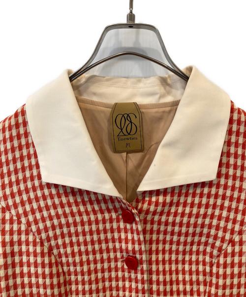 Tnewties（トゥエンティーズ）Tnewties (トゥエンティーズ) メニュー表で顔を隠してるオープンカラーチェックワンピース レッド サイズ:Mの古着・服飾アイテム