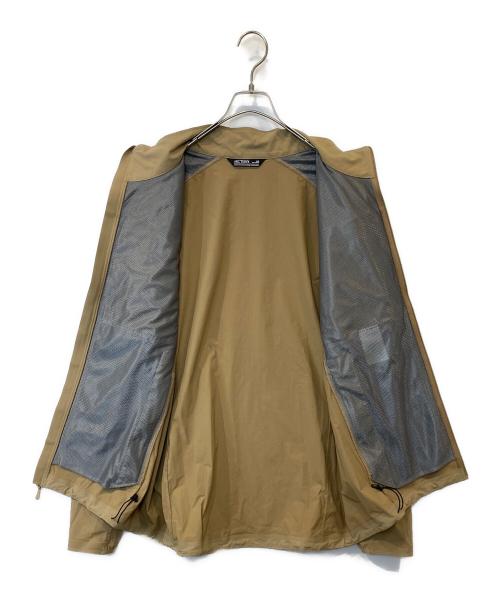 ARC'TERYX（アークテリクス）ARC'TERYX (アークテリクス) Gamma Lightweight Jacket　X000009141-1124X000009141 ジャケット ベージュ サイズ:Lの古着・服飾アイテム
