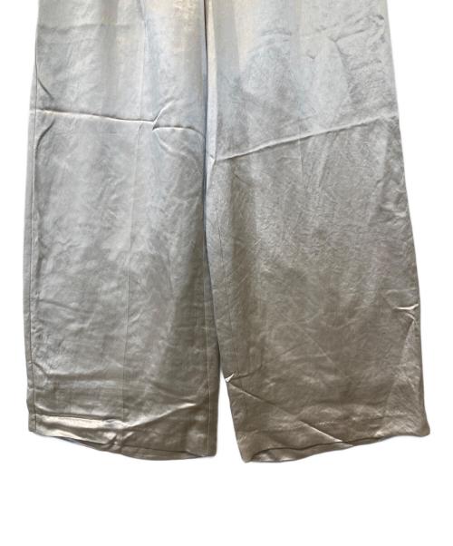 anuans（アニュアンス）anuans (アニュアンス) ベルトデザインサテンパンツ アイボリー サイズ:Mの古着・服飾アイテム