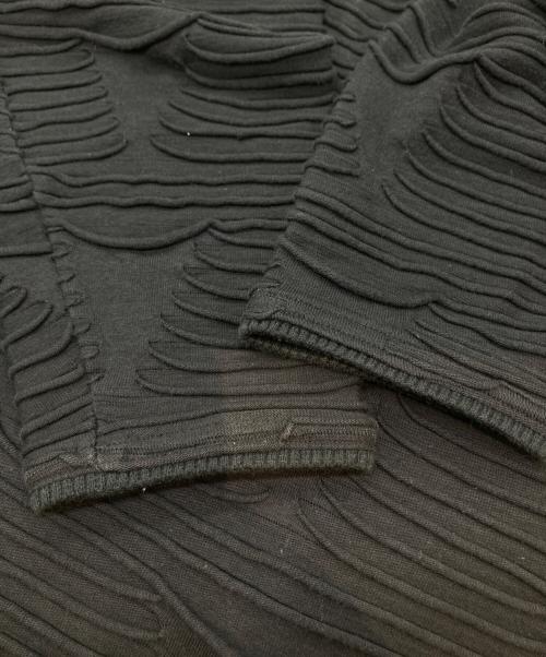 ISSEY MIYAKE（イッセイミヤケ）ISSEY MIYAKE (イッセイミヤケ) 変形3Dカットソー　JY14275 ブラック サイズ:9の古着・服飾アイテム