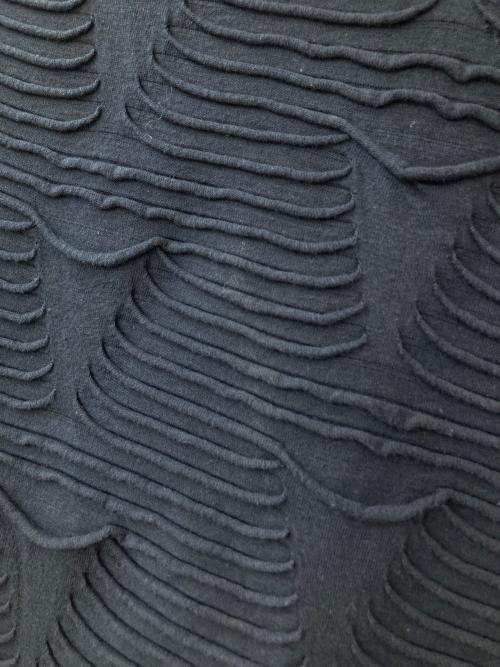 ISSEY MIYAKE（イッセイミヤケ）ISSEY MIYAKE (イッセイミヤケ) 変形3Dカットソー　JY14275 ブラック サイズ:9の古着・服飾アイテム