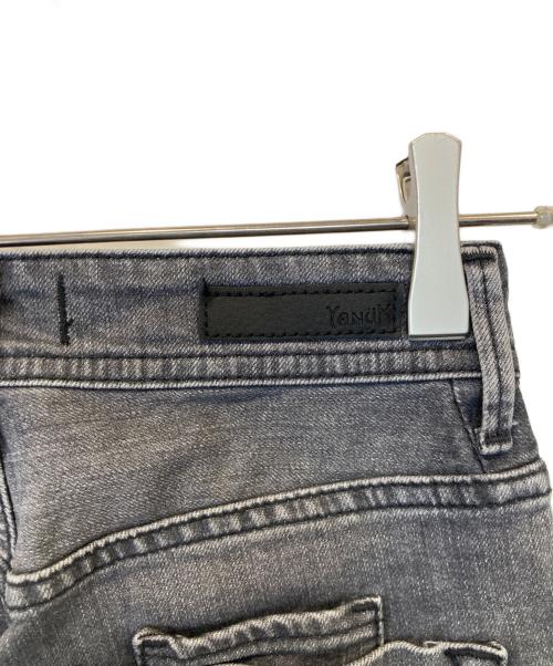 YANUK（ヤヌーク）YANUK (ヤヌーク) セミフレア　57152301 グレー サイズ:23の古着・服飾アイテム