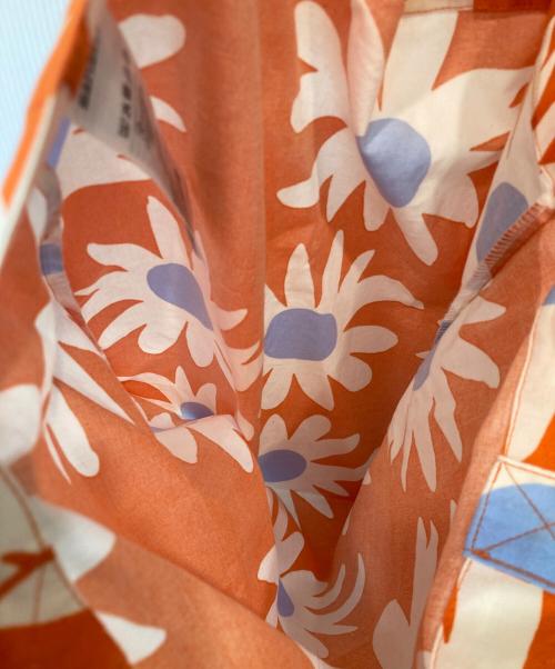 marimekko（マリメッコ）marimekko (マリメッコ) 花柄トートバッグ FI-00880 オレンジの古着・服飾アイテム