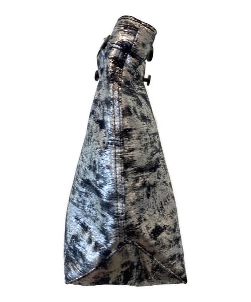 MANIUNO（マニウノ）MANIUNO (マニウノ) ハンドバッグ シルバー サイズ:表示がないため不明の古着・服飾アイテム