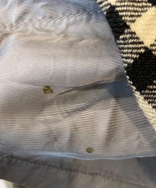 Burberry's（バーバリーズ）Burberry's (バーバリーズ) ノバチェックウールスカート FX003-201 グレー サイズ:Mの古着・服飾アイテム