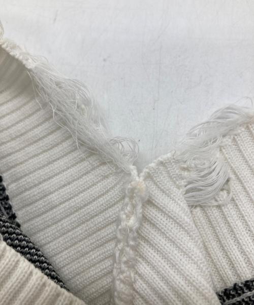 JNBY（ジェイエヌビーワイ）JNBY (ジェイエヌビーワイ) 総柄ニットベスト 13179049 ブラック×ホワイト サイズ:36の古着・服飾アイテム