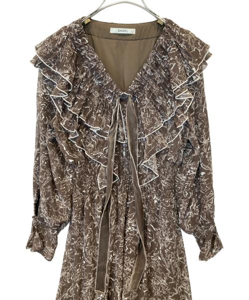 Snidel（スナイデル）Snidel (スナイデル) プリーツカラープリントワンピ　SWFO235185 ブラウンの古着・服飾アイテム