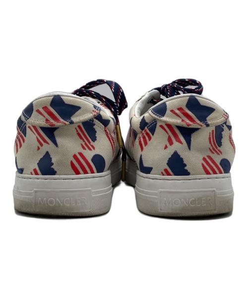 MONCLER（モンクレール）MONCLER (モンクレール) ローカットスニーカー ベージュ サイズ:42の古着・服飾アイテム