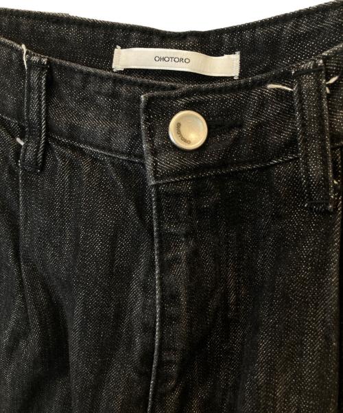 OHOTORO（オオトロ）OHOTORO (オオトロ) curve tucked jeans ブラック サイズ:Sの古着・服飾アイテム
