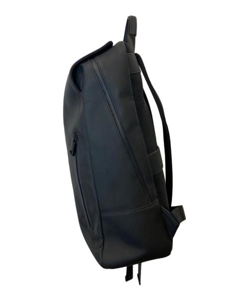 MAVERICK&CO（マベリックアンドコー）MAVERICK&CO (マベリックアンドコー) Vista 防水軽量リュックサック ブラックの古着・服飾アイテム