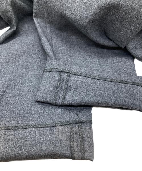 BERWICH（ベルウィッチ）BERWICH (バーウィック) ナチュラルストレッチウールメランジトロピカル2インプリーツクロップドパンツ　vb6954 グレー サイズ:46の古着・服飾アイテム