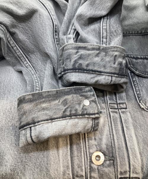 upper hights（アッパーハイツ）upper hights (アッパーハイツ) LOOSE JEAN ウォッシュ加工ルーズデニムジャケット 825721 グレーの古着・服飾アイテム