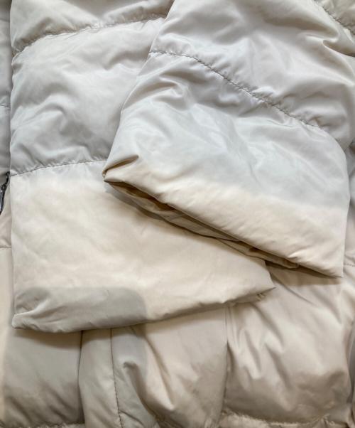 Max Mara WEEK END LINE（マックスマーラ ウイークエンドライン）Max Mara WEEK END LINE (マックスマーラ ウイークエンドライン) フーデットダウンコート ベージュ サイズ:42の古着・服飾アイテム