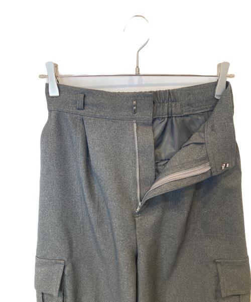 A + TOKYO（エープラス トウキョウ）A + TOKYO　 (エープラス トウキョウ) ウールライクパラシュートパンツ/253540010 グレー サイズ:1の古着・服飾アイテム