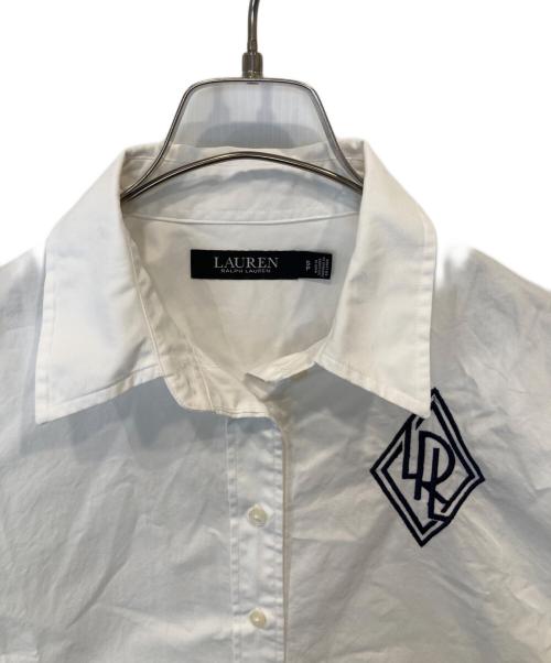 LAUREN RALPH LAUREN（ローレンラルフローレン）LAUREN RALPH LAUREN (ローレンラルフローレン) ワンポイント刺繍シャツ ホワイト サイズ:Sの古着・服飾アイテム