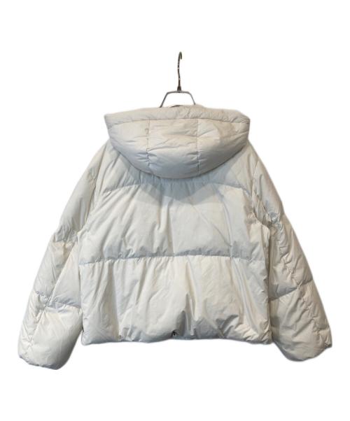 UNTITLED（アンタイトル）UNTITLED (アンタイトル) ライトタスラン ショートダウン 153-97600 ホワイト サイズ:1の古着・服飾アイテム