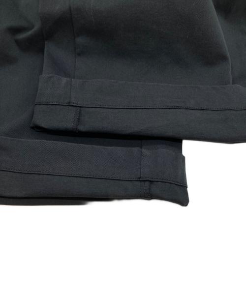 JOURNAL STANDARD relume（ジャーナルスタンダード レリューム）JOURNAL STANDARD relume (ジャーナルスタンダード レリューム) コットンツイル2タックパンツ 25030462720010 ブラック サイズ:38の古着・服飾アイテム