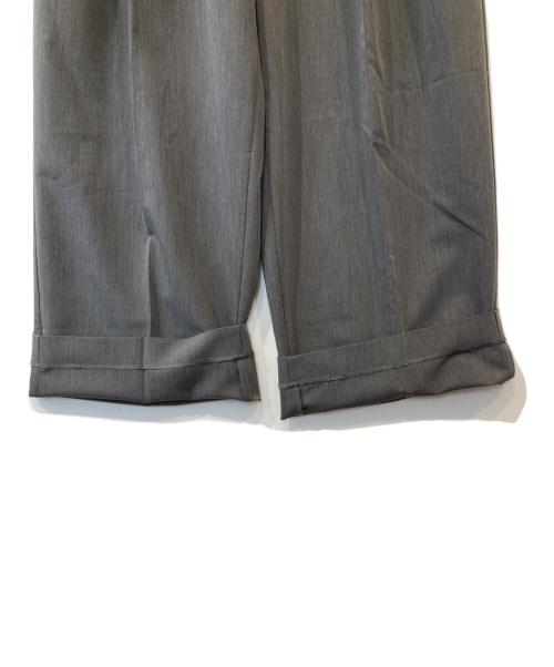 Mila Owen（ミラオーウェン）Mila Owen (ミラオーウェン) コンフォートタックワイドパンツ 09WFP251910 グレー サイズ:1の古着・服飾アイテム