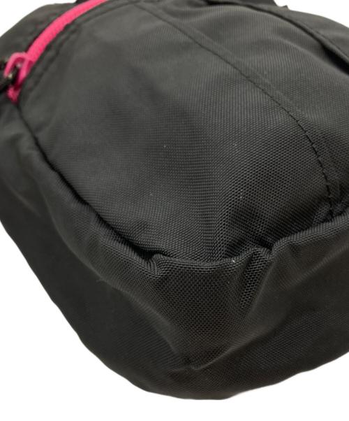 GREGORY（グレゴリー）GREGORY (グレゴリー) ショルダーポーチ ブラック×ピンクの古着・服飾アイテム