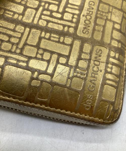 COMME des GARCONS（コムデギャルソン）COMME des GARCONS (コムデギャルソン) 2つ折り財布 SA2100EG 財布 ゴールドの古着・服飾アイテム