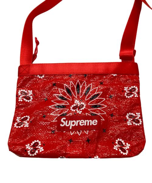 SUPREME（シュプリーム）SUPREME (シュプリーム) Supreme Bandana Tarp Side Bag レッドの古着・服飾アイテム