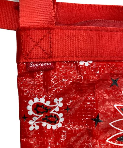 SUPREME（シュプリーム）SUPREME (シュプリーム) Supreme Bandana Tarp Side Bag レッドの古着・服飾アイテム