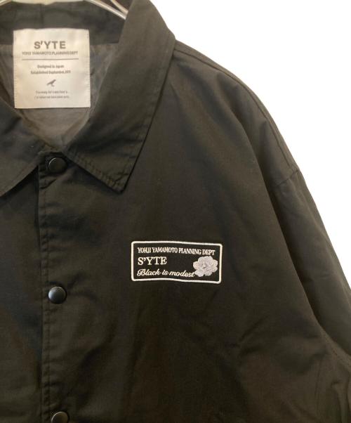 s'yte（サイト）s'yte (サイト) メッセンジャーコーチ　ジャケット　US-Y43-905 ブラック サイズ:3の古着・服飾アイテム