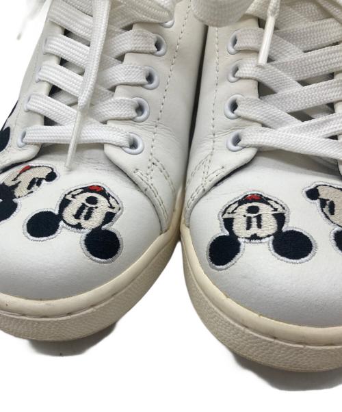 DISNEY（ディズニー）Disney (ディズニー) MOA (モア) グラフィック スニーカー ホワイト サイズ:36の古着・服飾アイテム