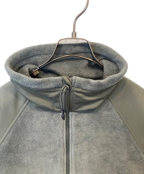 HYKE（ハイク）HYKE (ハイク) 25AW GENDERLESS FLEECE JACKET フリースジャケット 17480 オリーブグリーン サイズ:3 Largeの古着・服飾アイテム