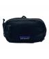 Patagonia（パタゴニア）の古着「Ultralight Black Hole Mini Hip Pack 49447 バッグ ウエストバッグ」｜ブラック
