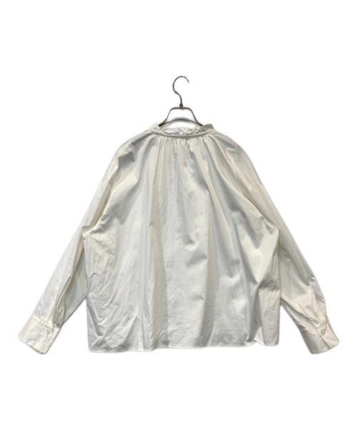 BALLSEY（ボールジィ）BALLSEY (ボールジィ) ハイカウントサテン ネックフリルブラウス 11-01-04-01131 アイボリー サイズ:36の古着・服飾アイテム