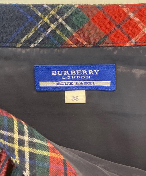 BURBERRY BLUE LABEL（バーバリーロンドンブルーレーベル）BURBERRY BLUE LABEL (バーバリーロンドンブルーレーベル) ラップスカート レッド サイズ:38の古着・服飾アイテム